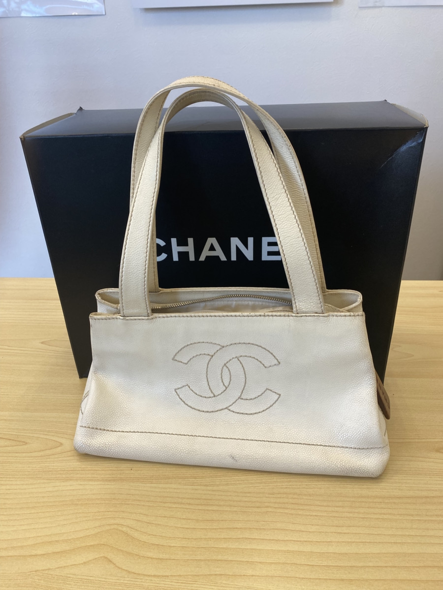 シャネルの相場まだ安定して 高値継続中です♪