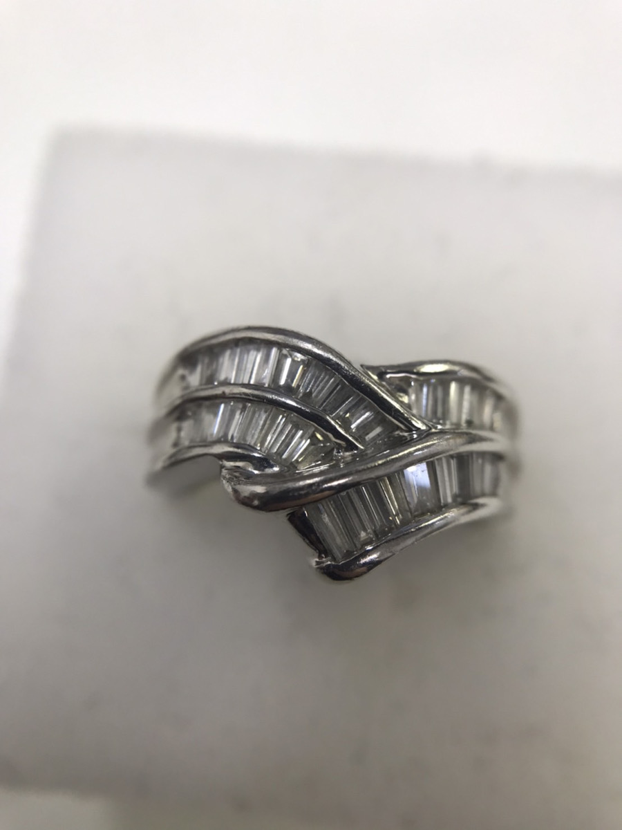 石付アクセサリーお任せください♪