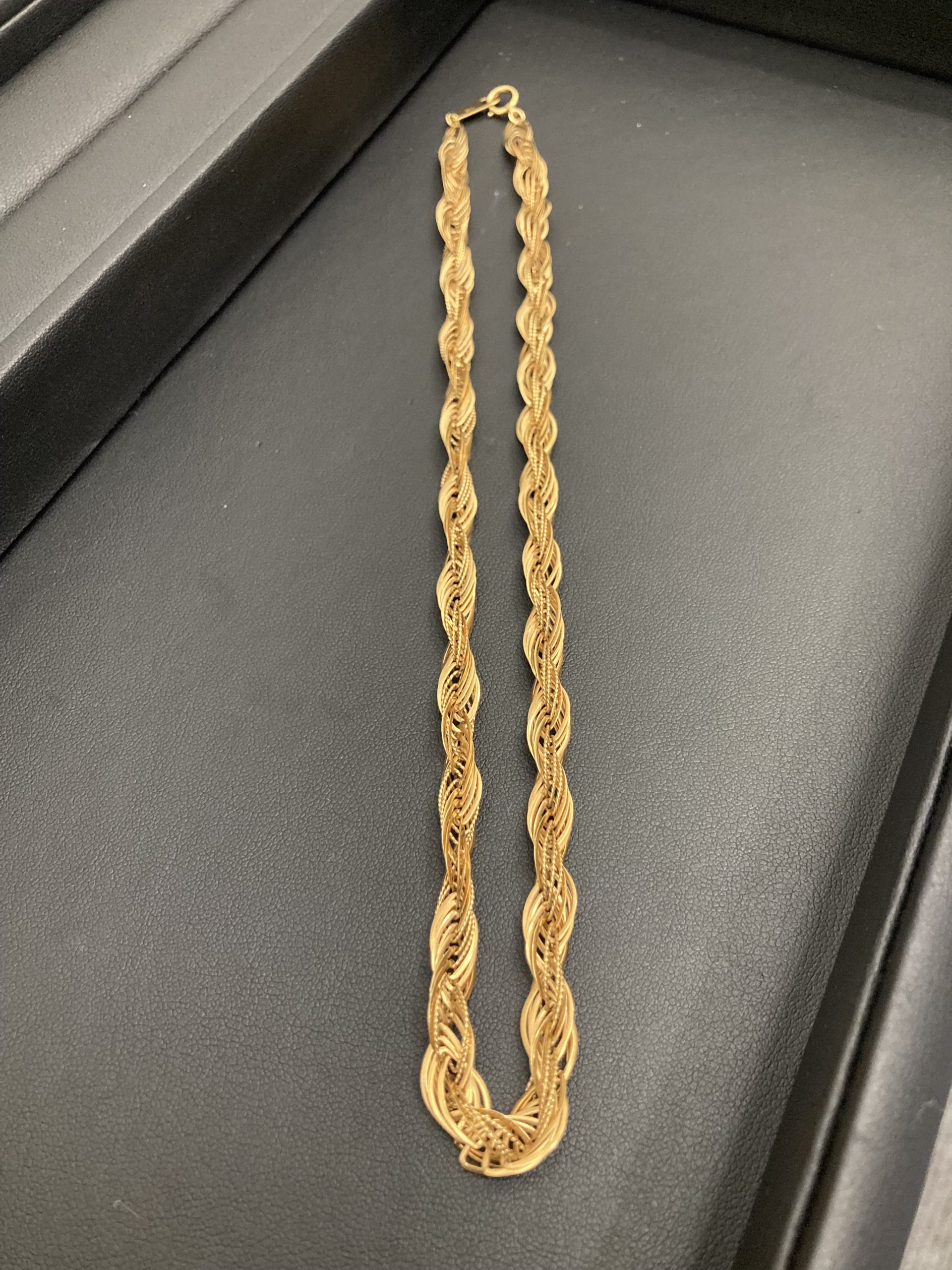 素敵なネックレスをお買取りさせて頂きました(^^♪