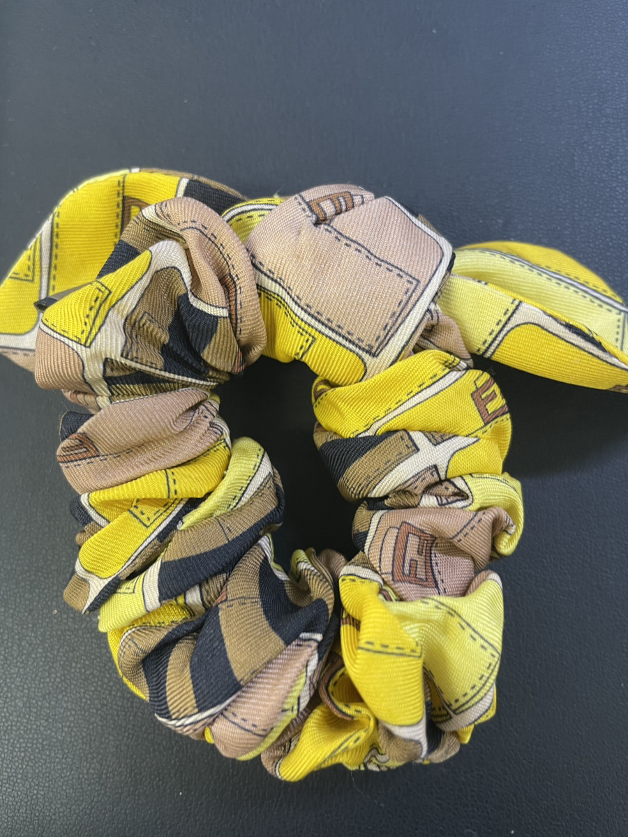 フェンディのシュシュをお買取り致しました。