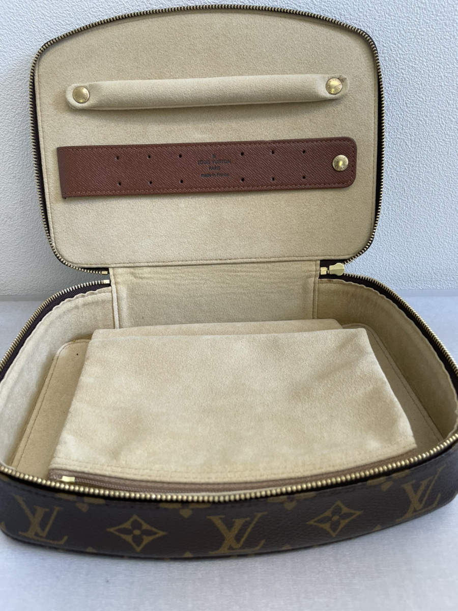 ヴィトンのジュエリーケースをお買取り致しました