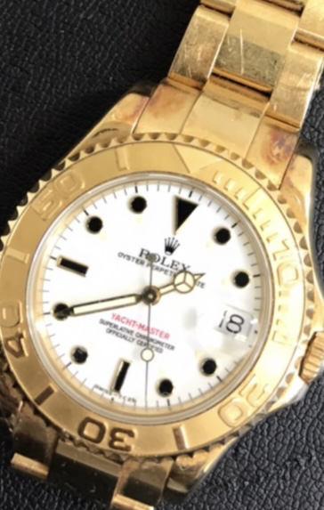 ロレックスの時計をお買取り致しました。