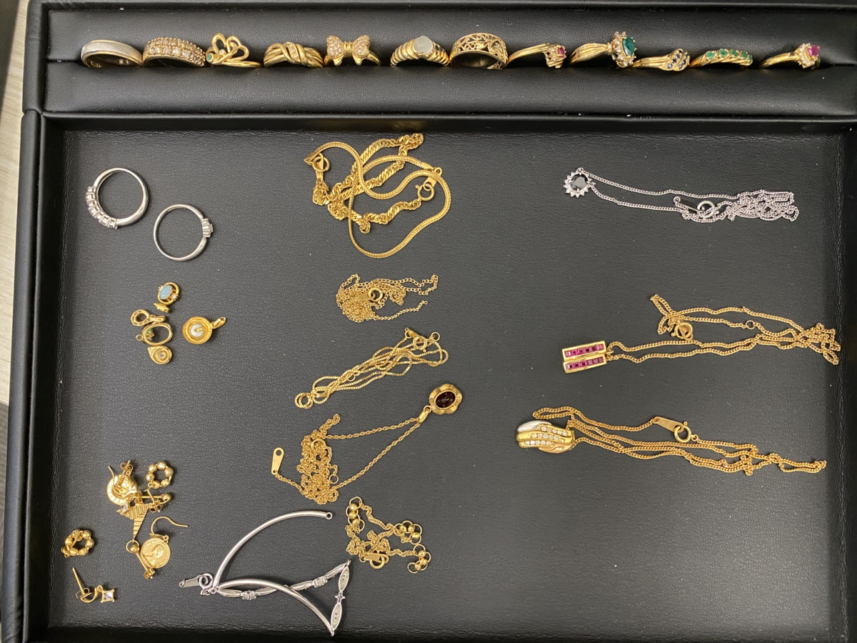 アクセサリーの金額に驚き！！