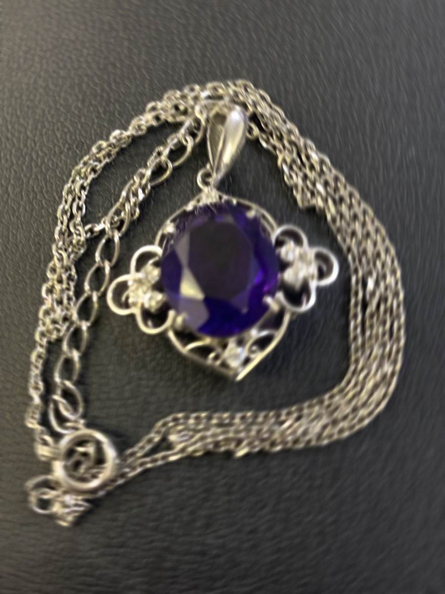 ジュエリー査定お任せください。