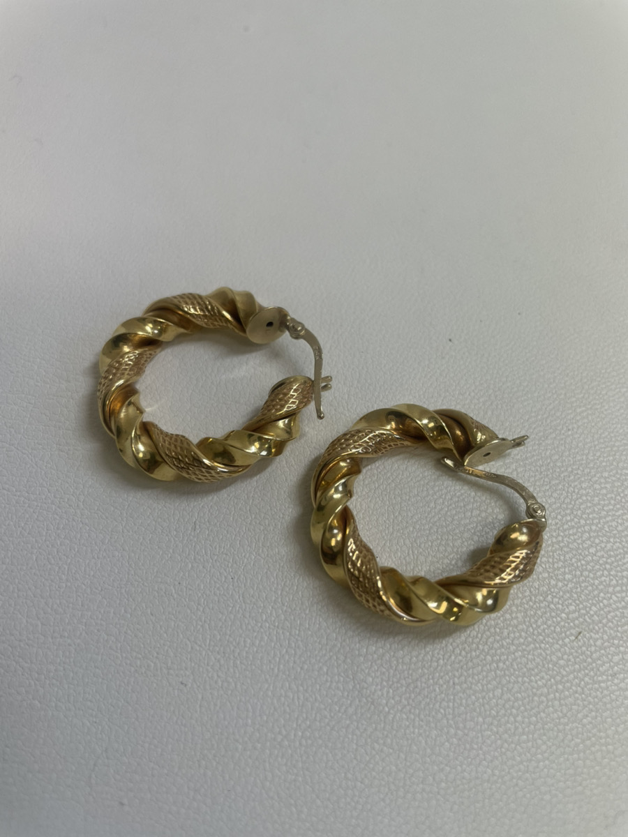 金製品驚きの金額になります！