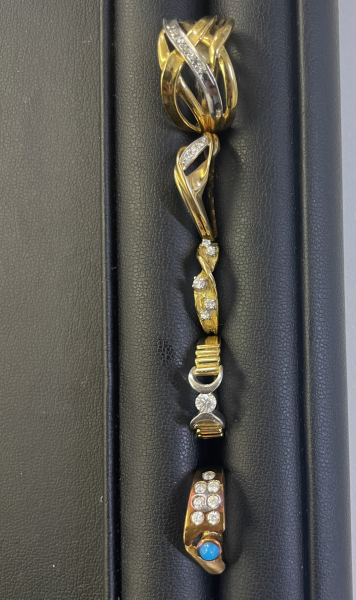 ヴィンテージジュエリーも引継ぎいたします。